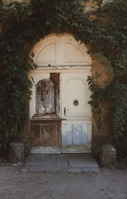 Château de La Plaze : Façade nord, porte d’accès, vue générale