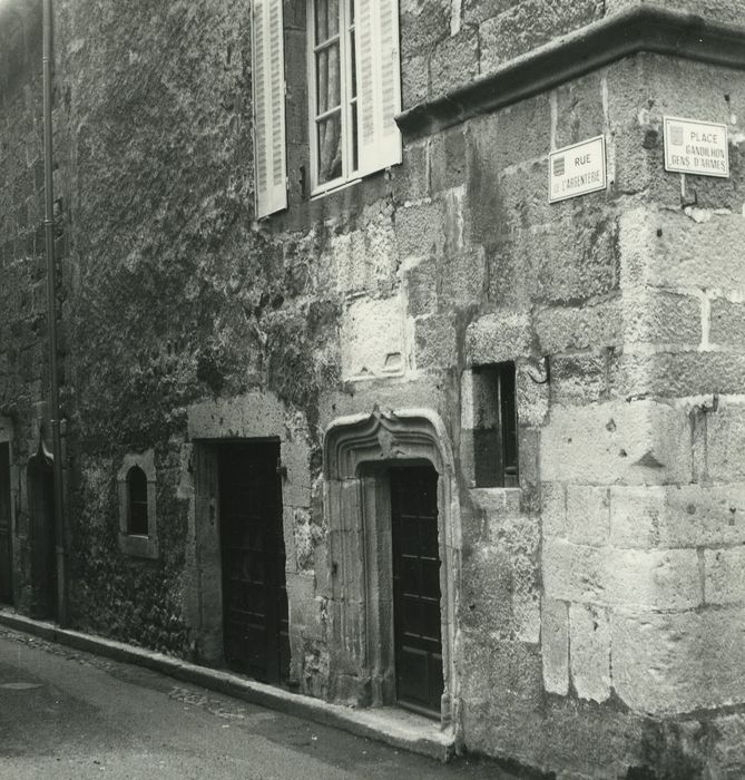 Maison dite du Baillage : Façade sur la rue de l’Argenterie, porte d’accès, vue générale