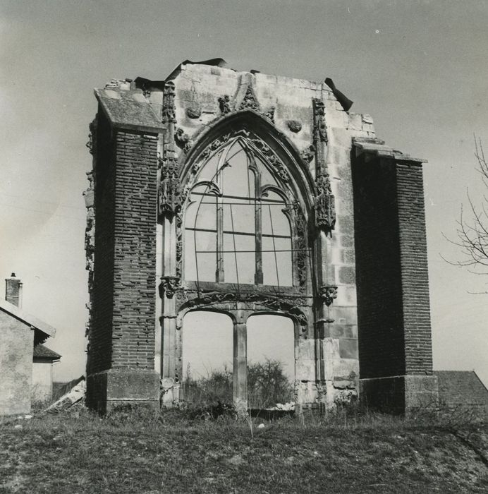 Eglise (ancienne) : Portail de l’ancienne église