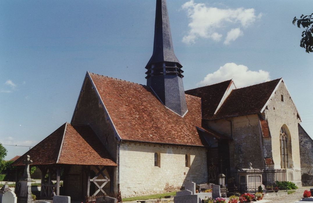 Eglise Saint-Vinebaud : Ensemble sud-ouest, vue générale