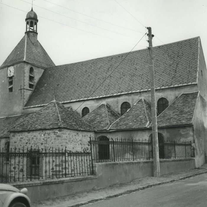 Eglise de l'Assomption : Façade latérale sud, vue partielle