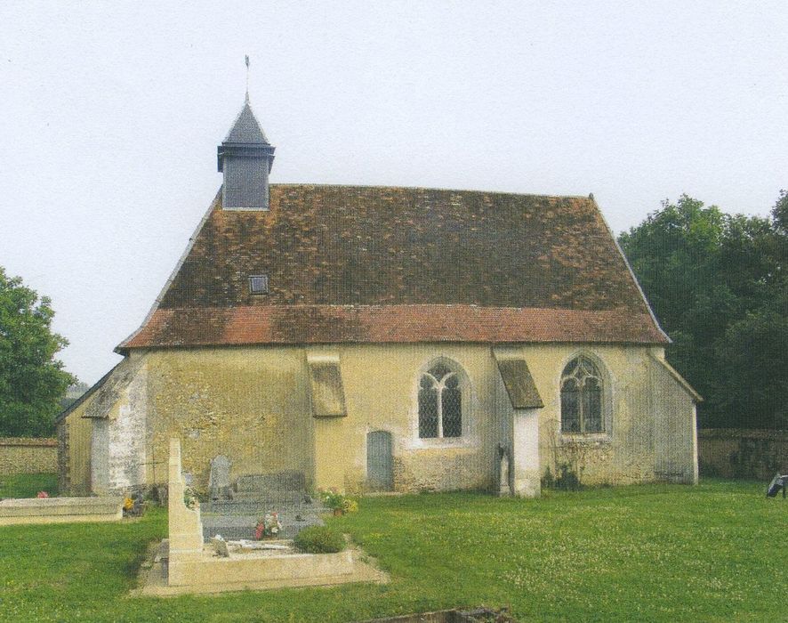 Eglise de la Nativité de la Vierge : Façade latérale sud, vuegénérale