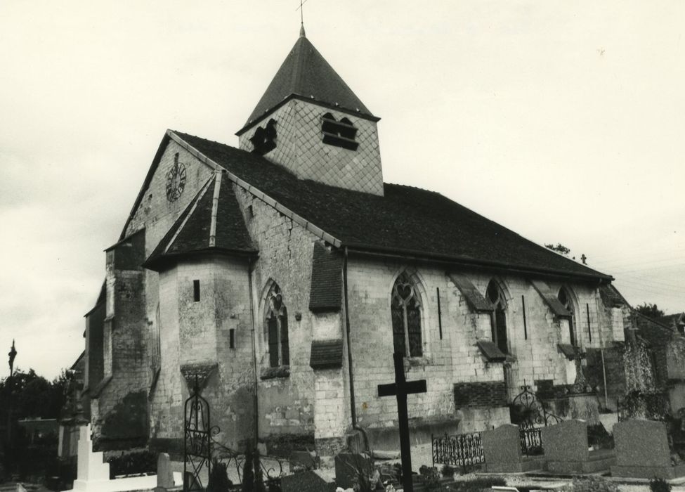 Eglise Saint-Parres : Ensemble sud-ouest, vue générale