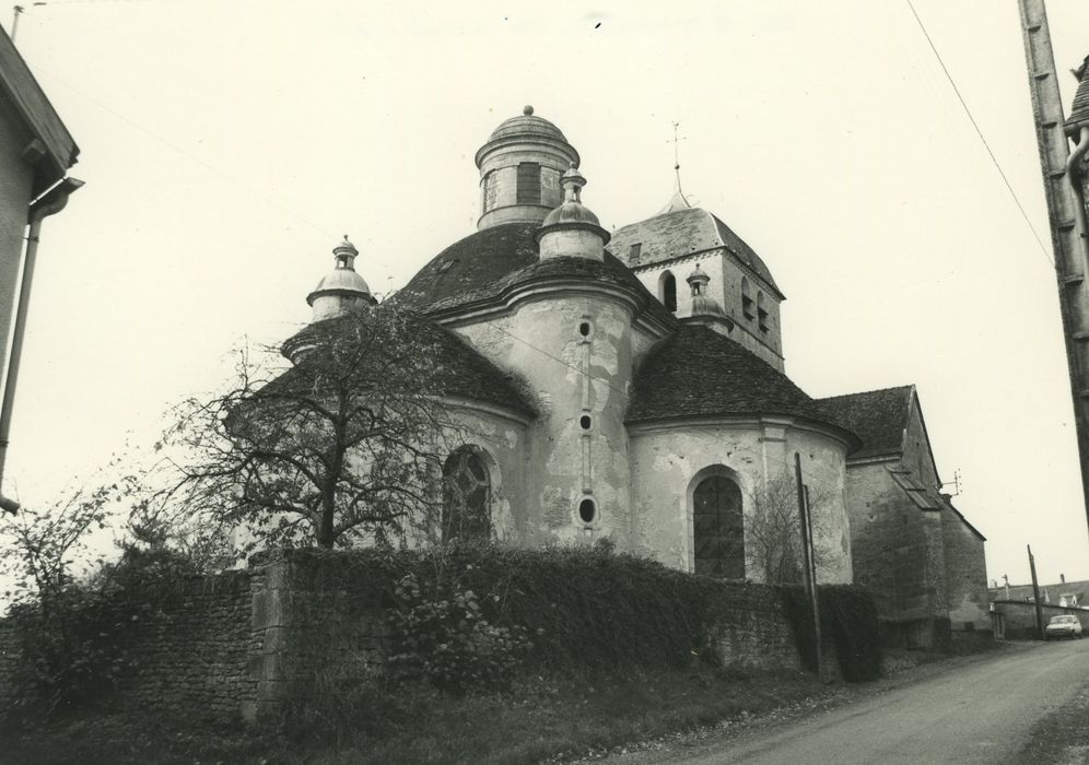 Eglise de la Nativité de la Vierge : Ensemble nord-est, vue générale