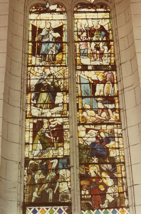 Chapelle de Brantigny : Verrières, vue partielle