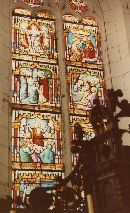 Chapelle de Brantigny : Verrières, vue partielle