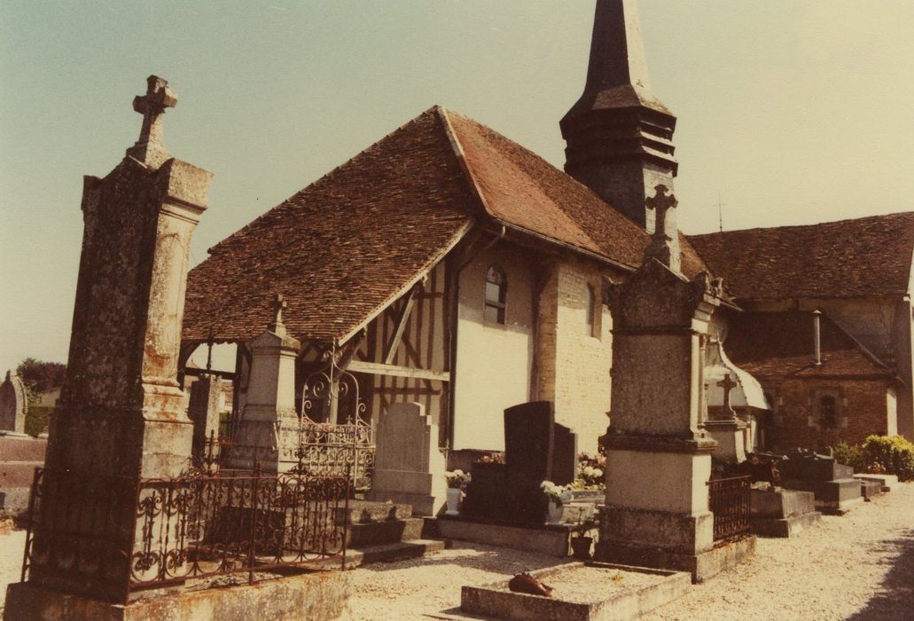 Eglise : Ensemble sud-ouest, vue partielle