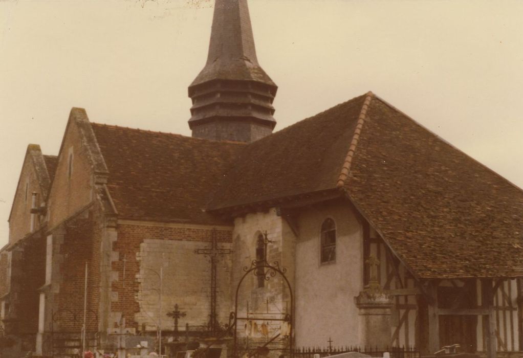 Eglise : Ensemble nord-ouest, vue partielle