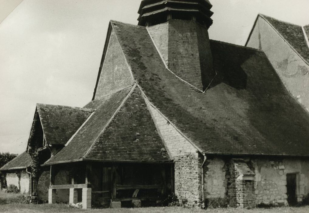 Eglise : Ensemble sud-ouest, vue partielle