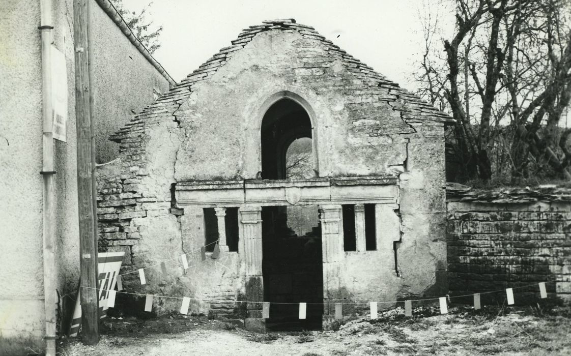 Chapelle Saint-Sébastien de Ricey-Haut (ancienne) : Façade sur rue, vue générale