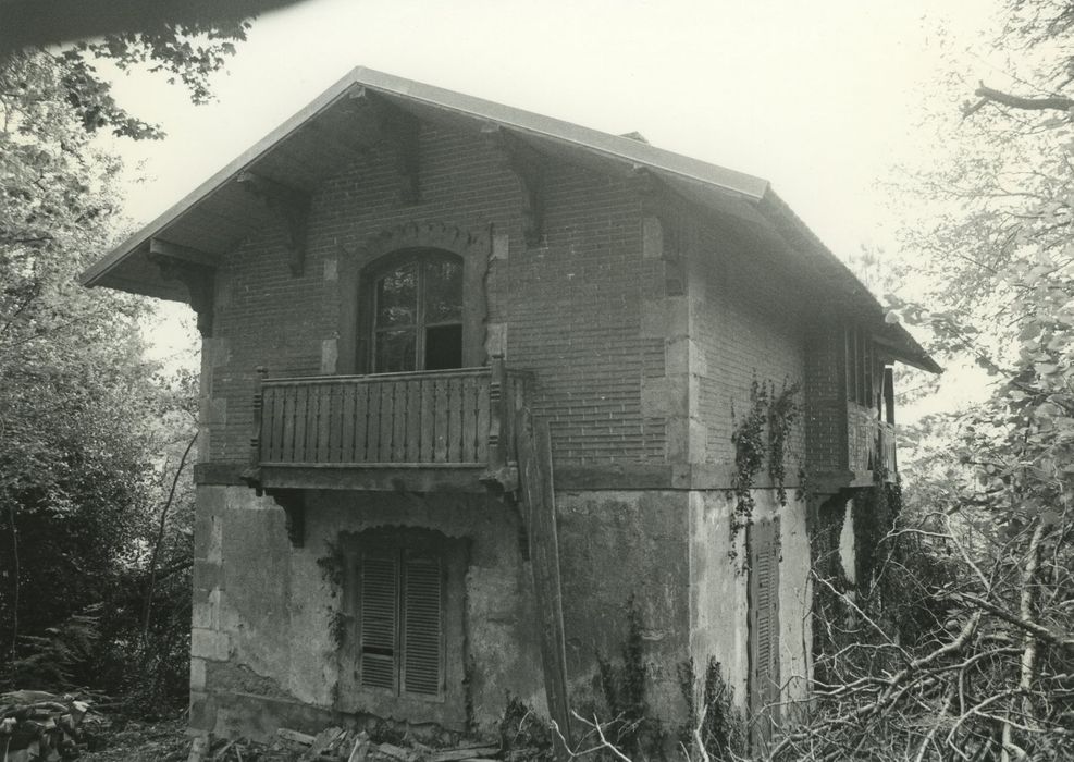 Chalets de Mont-d'Arnaud : Petit chalet, façades nord et ouest, vue générale