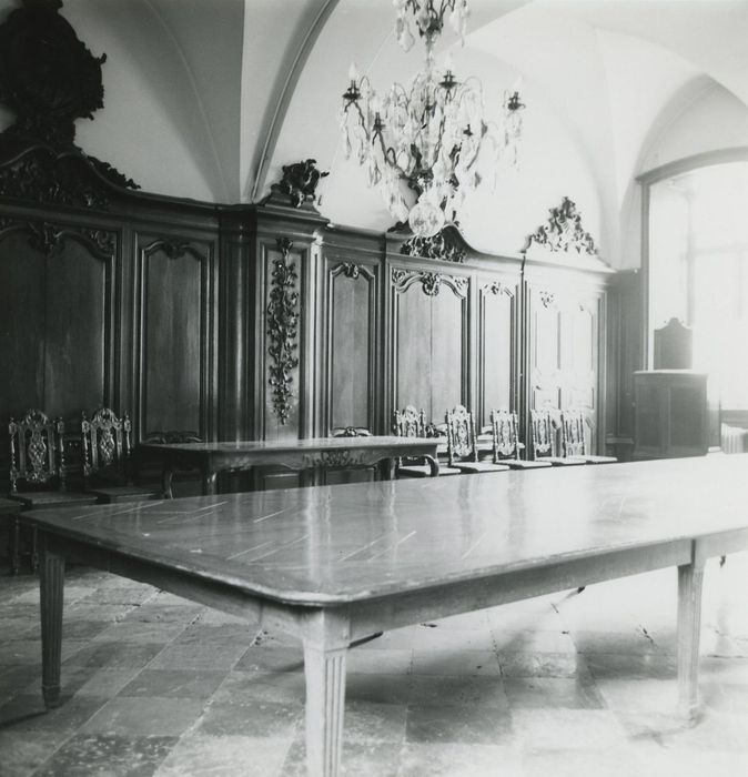 Objets mobiliers conservés dans l'ancien hôpital Saint-Laurent