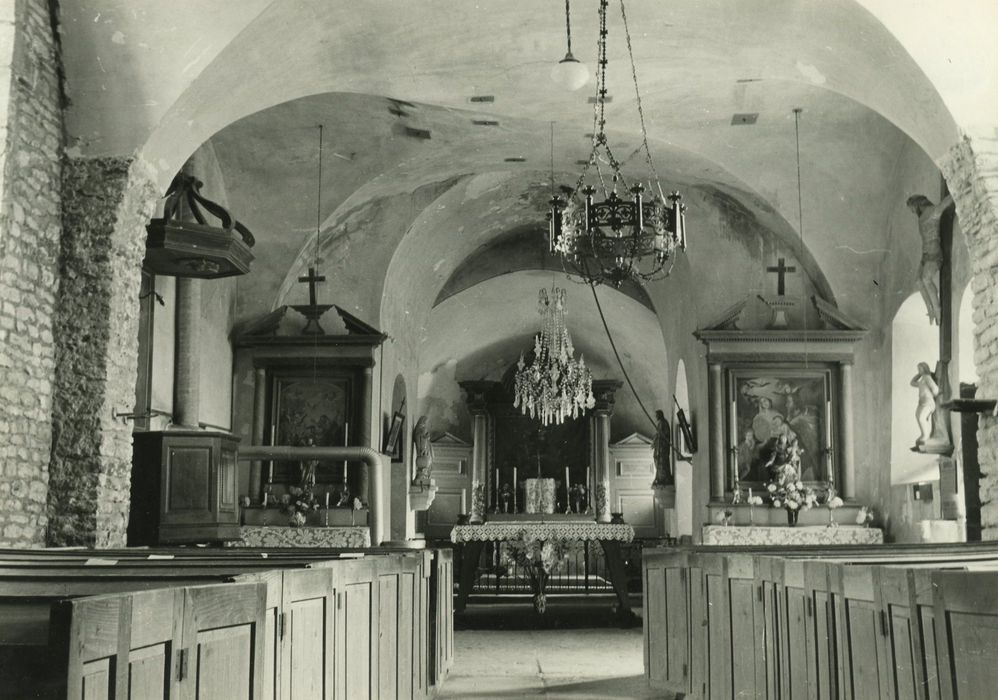 Eglise : Nef, vue générale