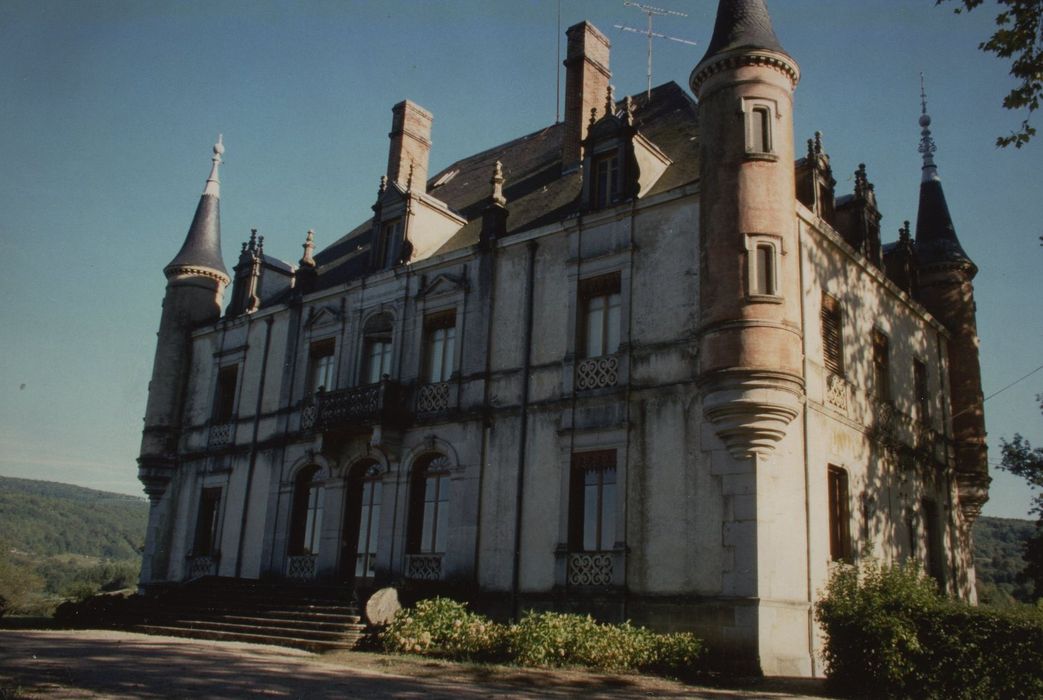 Château du Brouchy : Façades nord et ouest, vue générale