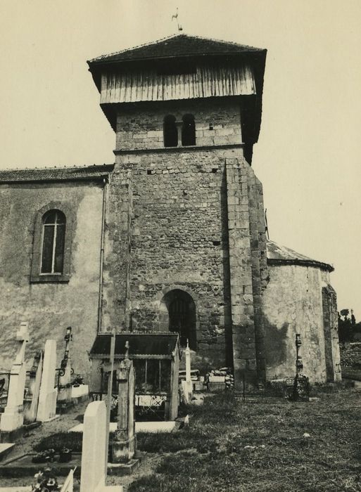 Eglise Saint-Martin : Clocher, élévation sud, vue générale