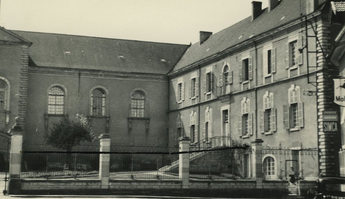 Hôpital-hospice, ancien Hôtel-Dieu : Ailes ouest et nord, façades est et sud, vue partielle