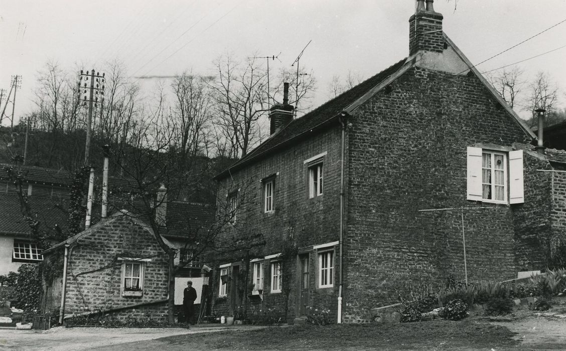 Cité ouvrière de la Combe des Mineurs : Bâtiment 1, façade sud, vue générale