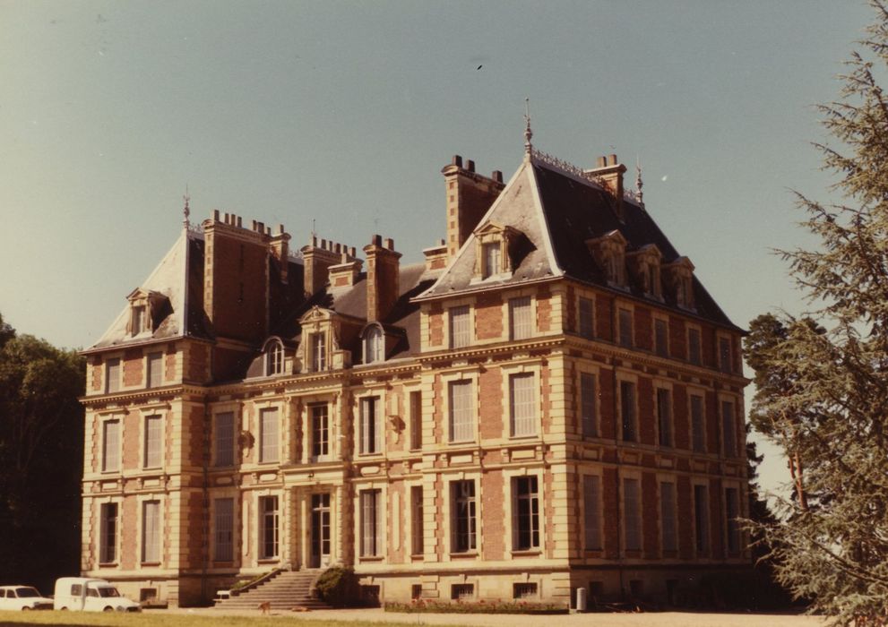 Château de la Baulme : Ensemble nord-est, vue générale