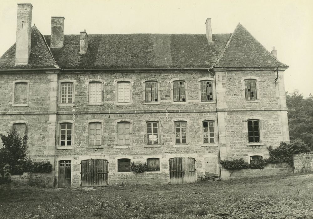 Château d'Audour : Aile est, façade est, vue générale