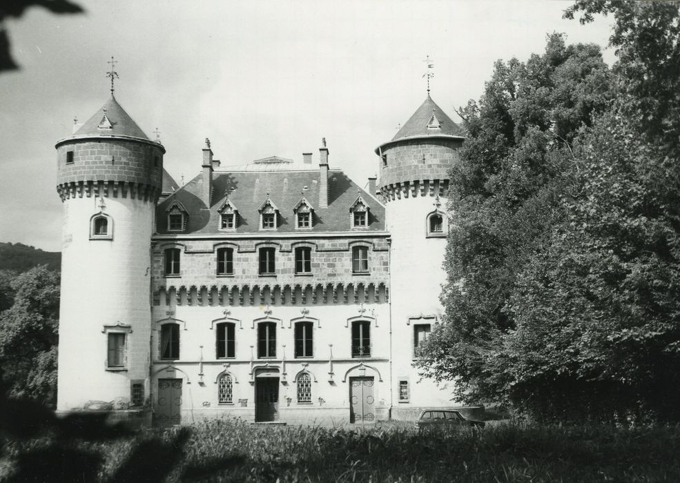 Château de Sedaiges : Façade sud, vue générale