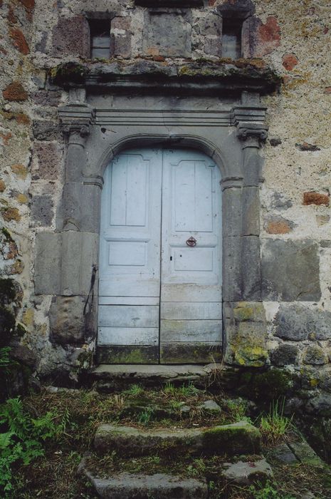 Château d'Estang : Porte d’accès nord, vue générale