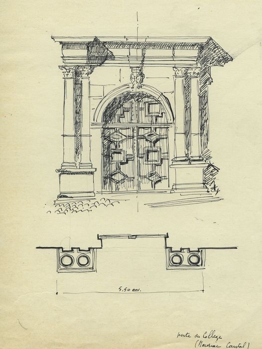 Collège : Porte de la chapelle, vue générale