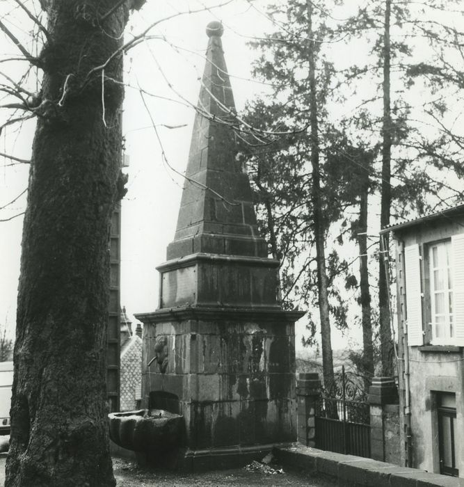 Fontaine de Monthyon, vue générale