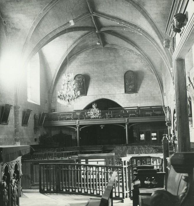 Eglise Saint-Césaire ou Saint-Sulpice : Nef, vue générale