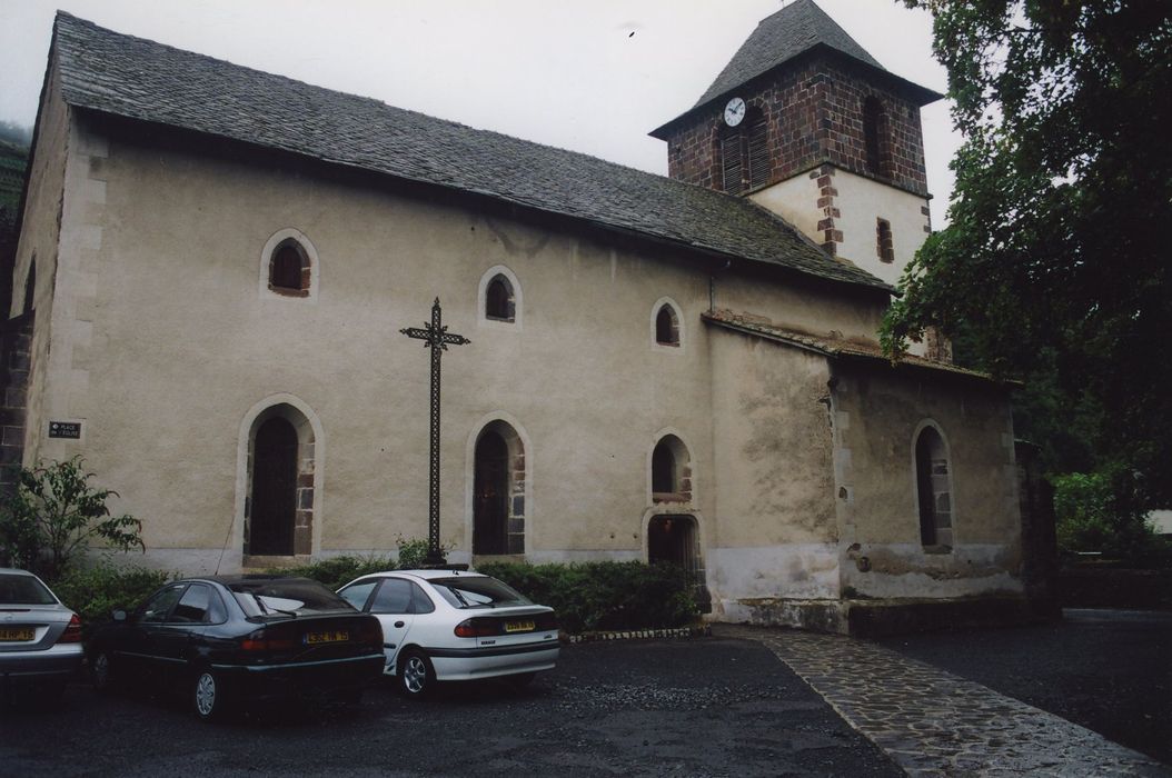 Eglise Sainte-Foix ou Sainte-Foy : Façade latérale sud, vue générale