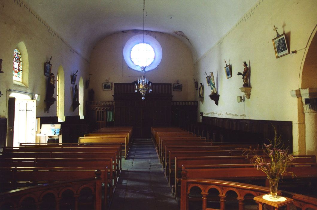 Eglise Sainte-Foix ou Sainte-Foy : Nef, vue générale