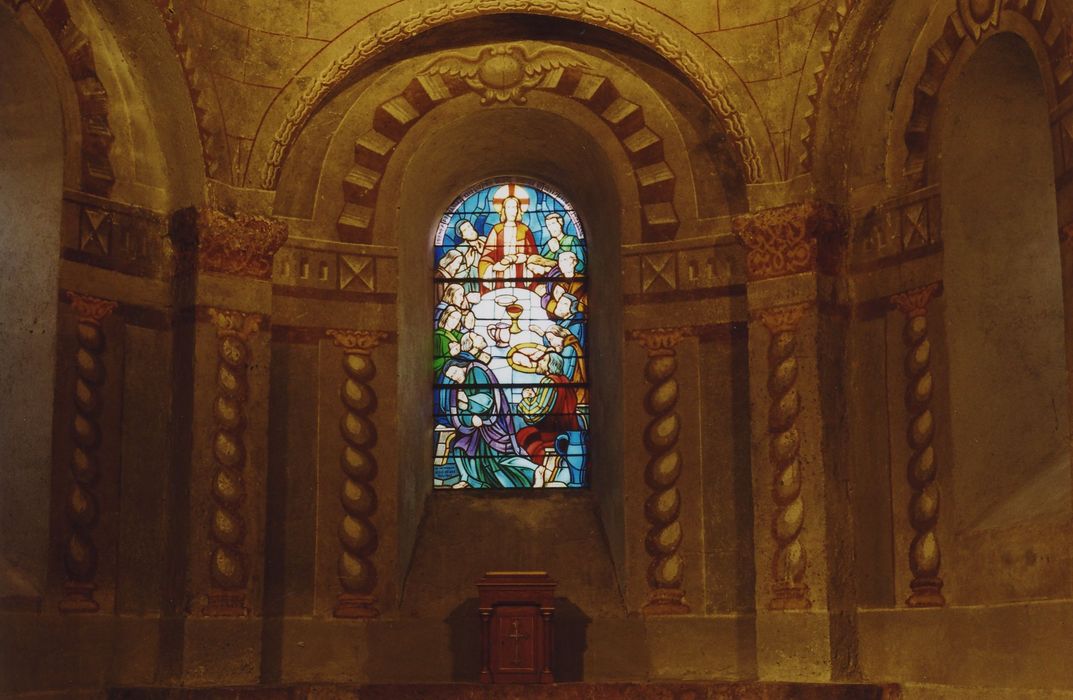 Eglise Sainte-Foix ou Sainte-Foy : Abside, peintures monumentales, vue partielle