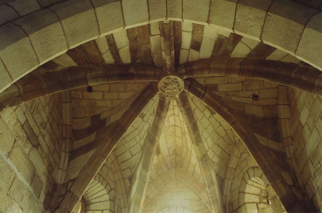 Eglise Sainte-Marie : Choeur, détail de la voûte