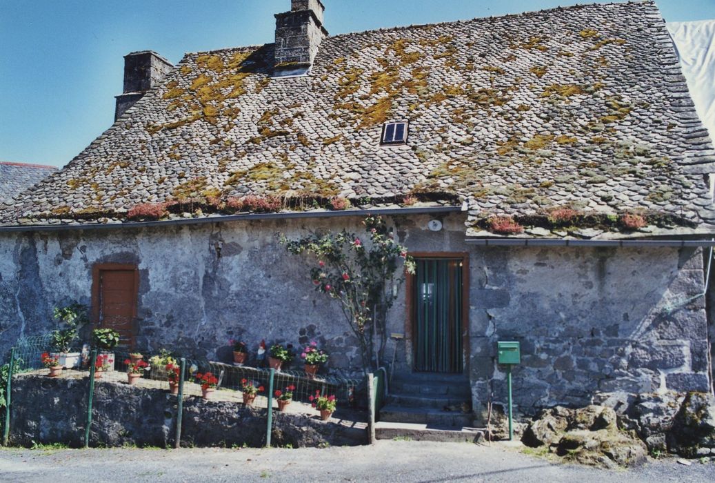 Domaine de Dilhac : Maison du fermier, façade nord, vue générale