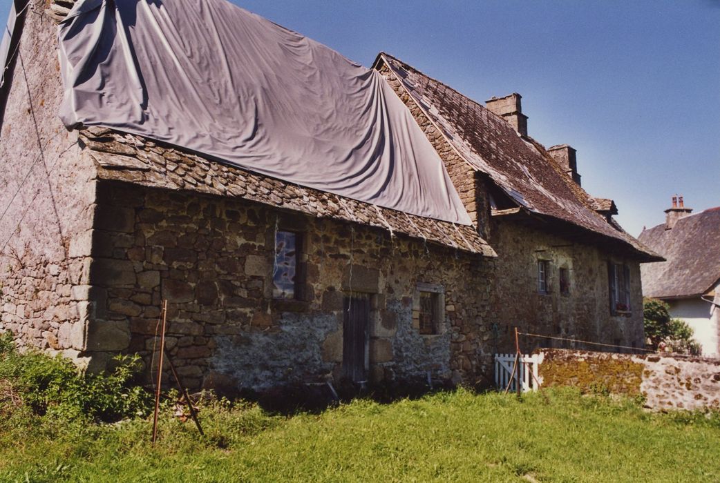 Domaine de Dilhac : Maison du fermier, façade sud, vue générale