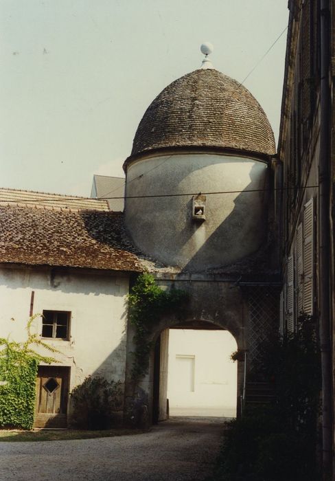 Domaine Besson : Colombier, élévation sud, vue générale