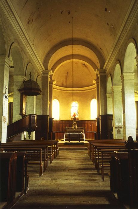 Eglise Saint-Germain : Nef, vue générale