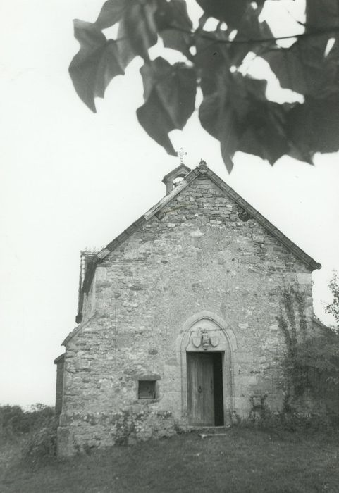 Château de Ponneau : Chapelle, vue générale 