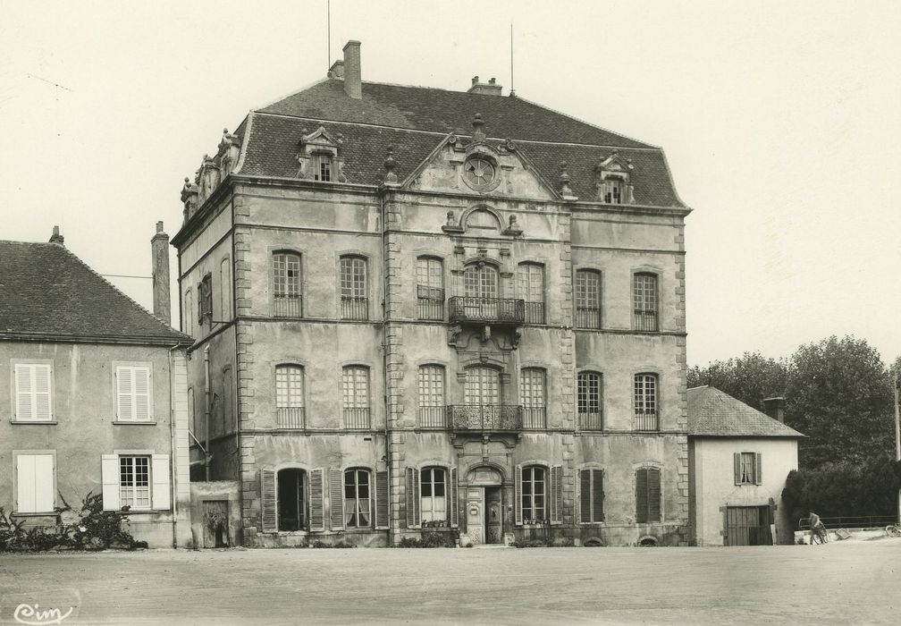 Maison Cudel de Montcolon : Façade sur rue, vue générale