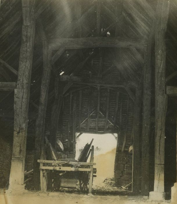 Halles de Brancion : Nef, vue générale