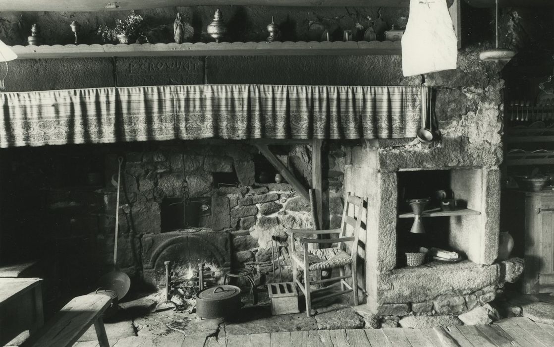 Ferme Allègre dite Maison du Paysan : Salle commune, vue partielle