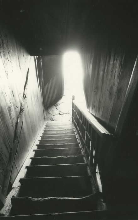 Ferme Allègre dite Maison du Paysan : Escalier, vue générale