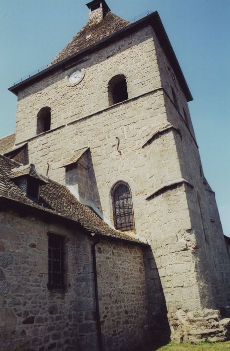 Eglise Saint-Martin : Clocher, élévation sud, vue générale