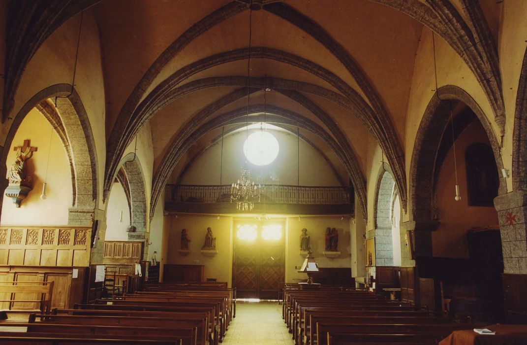 Eglise Saint-Martin : Nef, vue générale