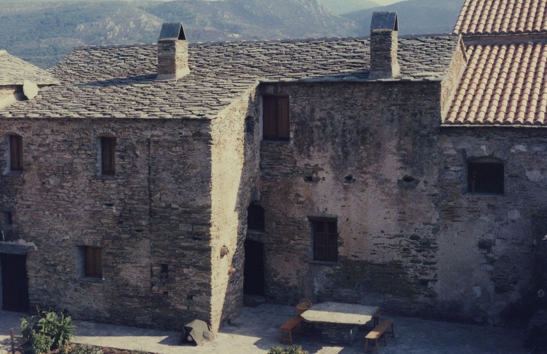 Ancien couvent Saint-Joseph : Façade nord, vue partielle