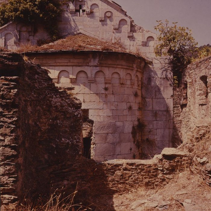 Ancien couvent Saint-Joseph : Eglise, chevet, vue partielle