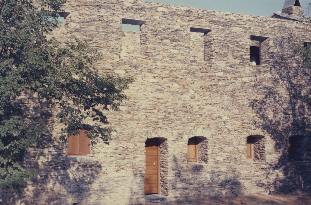 Ancien couvent Saint-Joseph : Façade est I, vue partielle