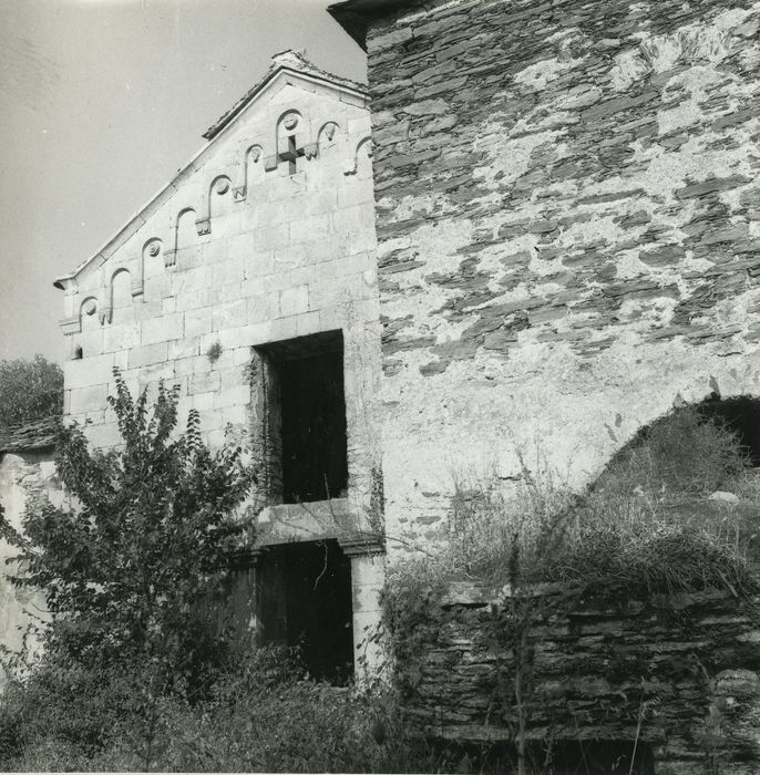 Ancien couvent Saint-Joseph : Eglise, façade occidentale, vue partielle