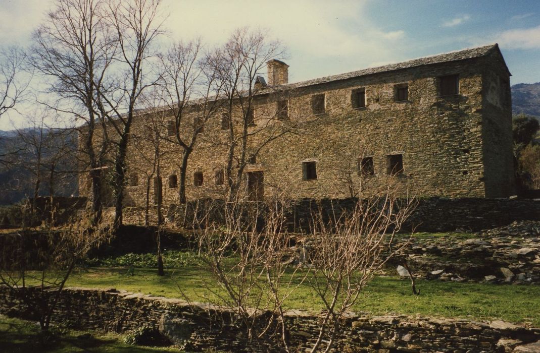 Ancien couvent Saint-Joseph : Ensemble est, vue générale