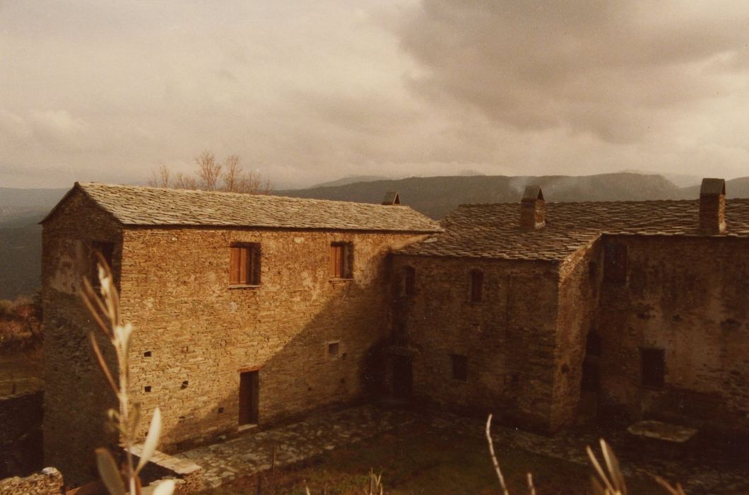 Ancien couvent Saint-Joseph : Ensemble nord-ouest, vue partielle