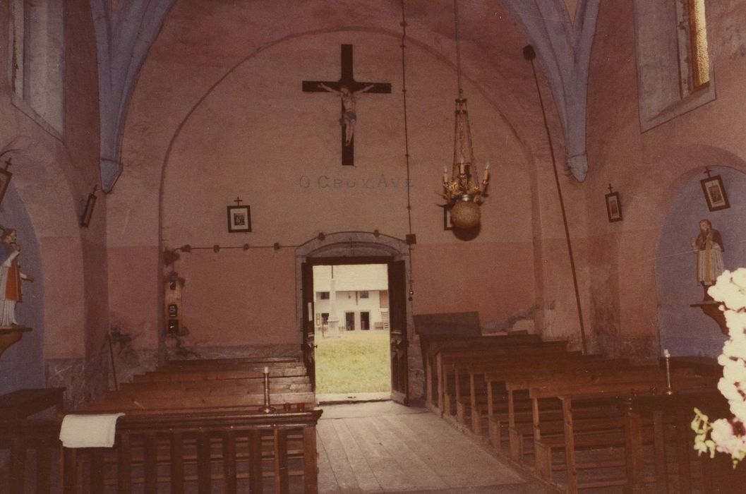 Chapelle de Flérier : Nef, vue partielle